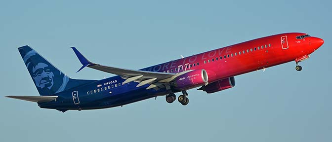 Alaska Boeing 737-900 N493AS More to Love, Phoenix Sky Harbor, October 27, 2017